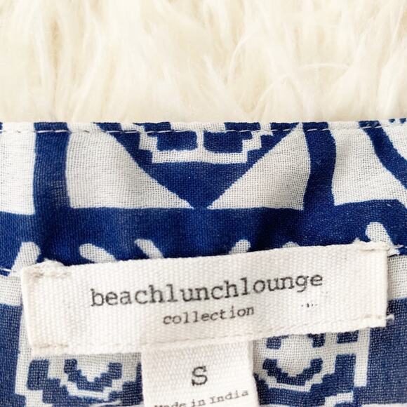 BEACHLUNCHLOUNGE Blue White Sheer Boho Blouse Top size Small - Picture 8 of 8